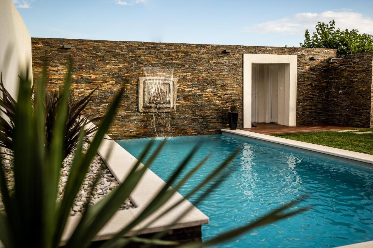 Villa Sunset Pool & Spa Apartments Zgornje Skofije Екстериор снимка